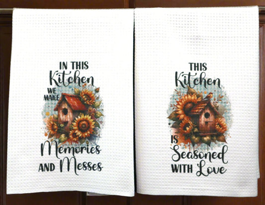 Kitchen Towel Set - This Kitchen Birdhouse